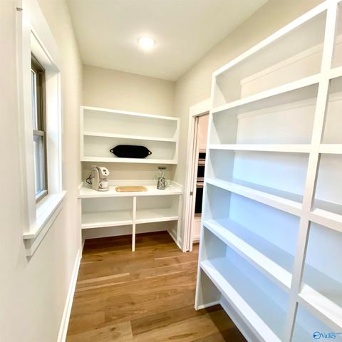 2106 Covington Lane, Decatur, AL 35603