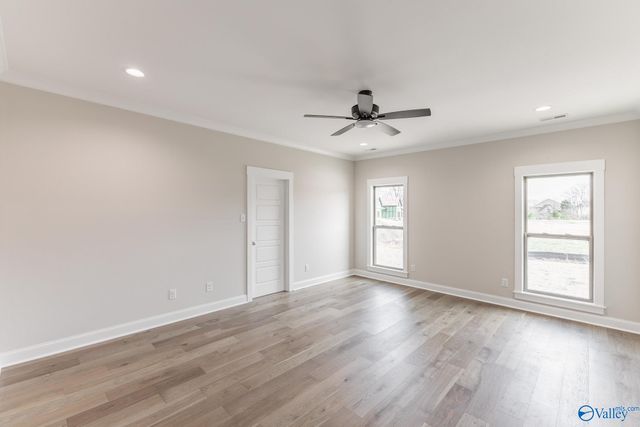 2106 Covington Lane, Decatur, AL 35603