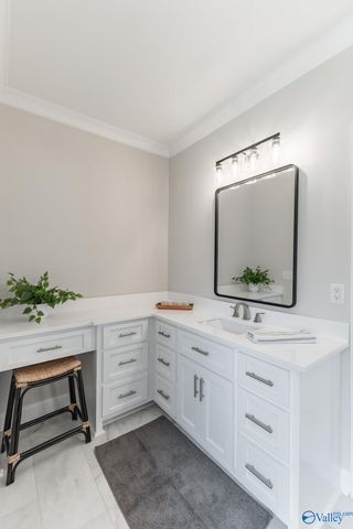 2106 Covington Lane, Decatur, AL 35603