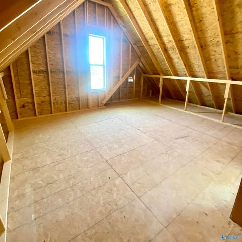 2106 Covington Lane, Decatur, AL 35603