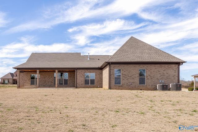 2106 Covington Lane, Decatur, AL 35603