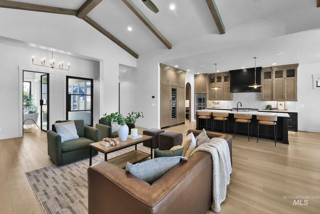 7906 W Heugh Ln, Eagle, ID 83616