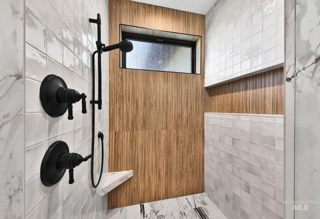 7906 W Heugh Ln, Eagle, ID 83616