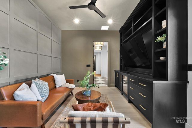 7906 W Heugh Ln, Eagle, ID 83616