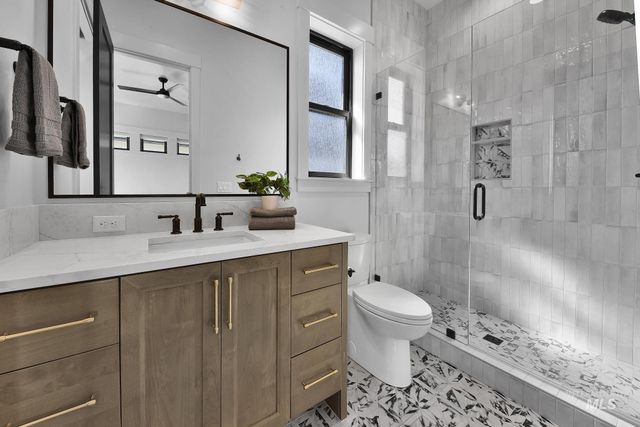 7906 W Heugh Ln, Eagle, ID 83616