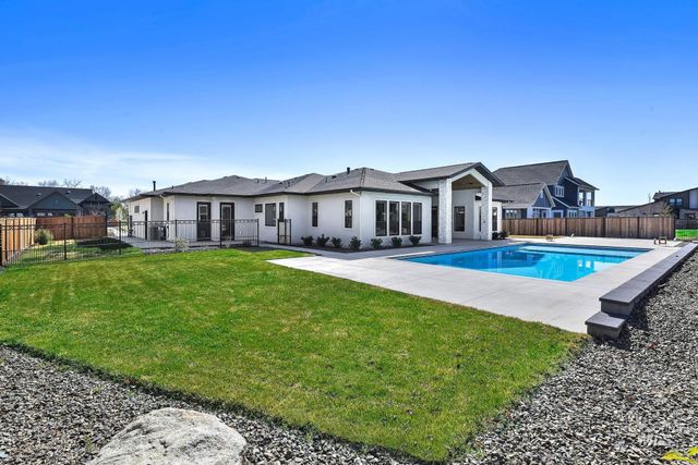 7906 W Heugh Ln, Eagle, ID 83616