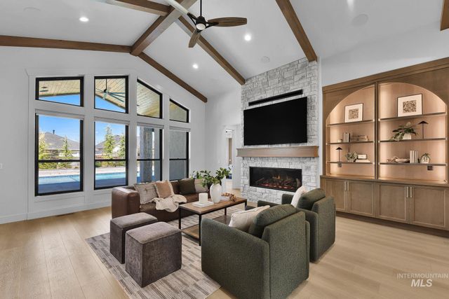 7906 W Heugh Ln, Eagle, ID 83616