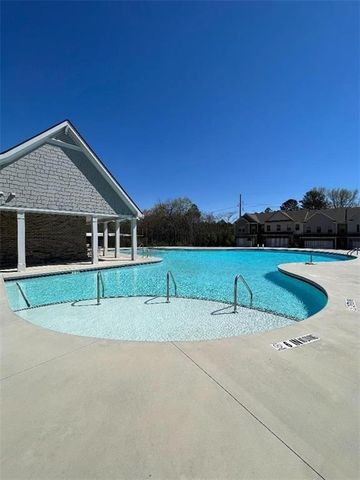 2734 Shetley Creek Dr, Norcross, GA 30071