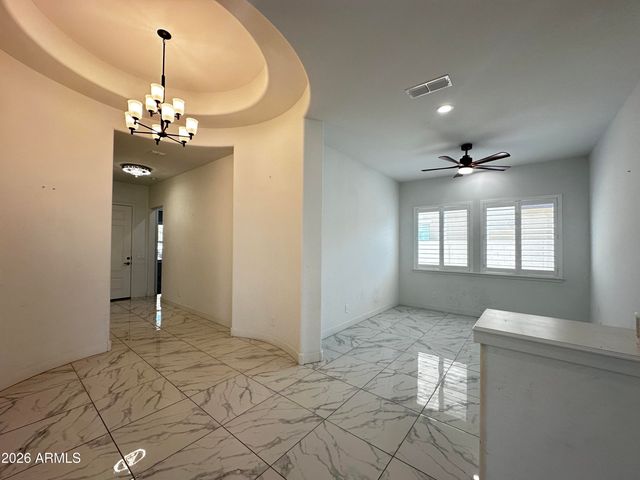 1979 W LARIAT Lane, Phoenix, AZ 85085