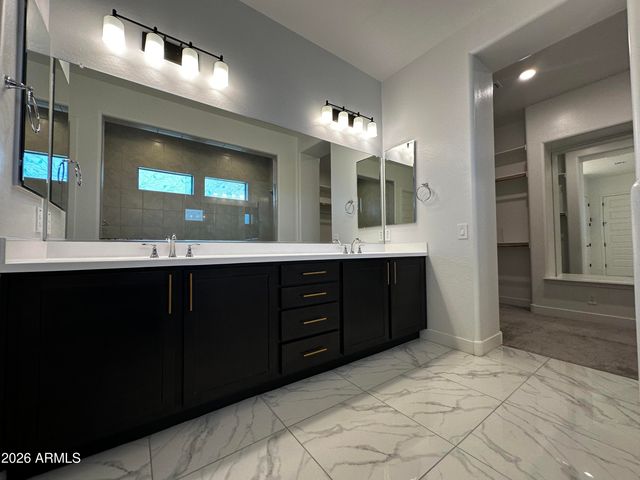1979 W LARIAT Lane, Phoenix, AZ 85085