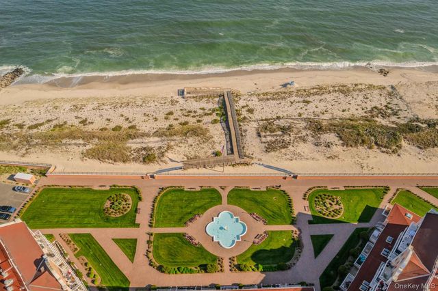 2 Richmond Road 3R, Lido Beach, NY 11561