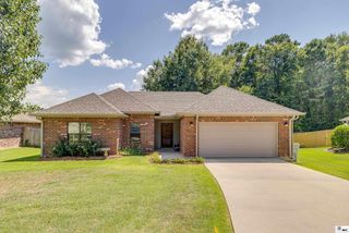 215 HEDGE HILL DRIVE, Calhoun, LA 71225
