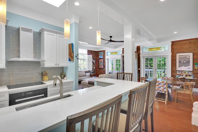 800 Fleming St Apt 3B, Key West, FL 33040