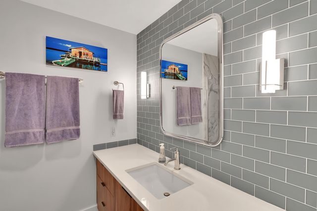 800 Fleming St Apt 3B, Key West, FL 33040