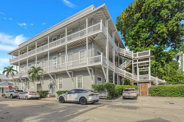 800 Fleming St Apt 3B, Key West, FL 33040