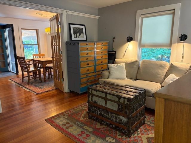 10 Rockland St, Natick, MA 01760