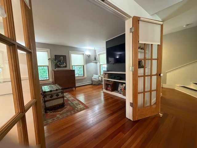 10 Rockland St, Natick, MA 01760
