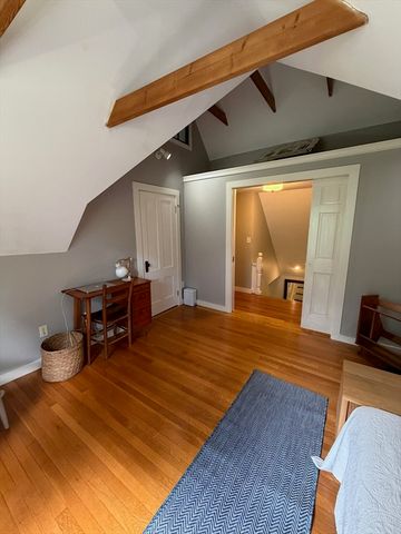 10 Rockland St, Natick, MA 01760
