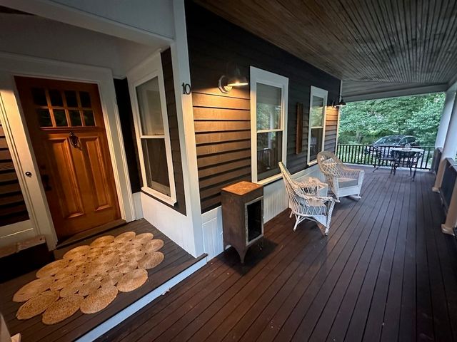 10 Rockland St, Natick, MA 01760