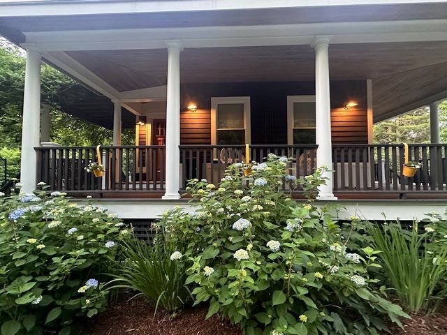 10 Rockland St, Natick, MA 01760
