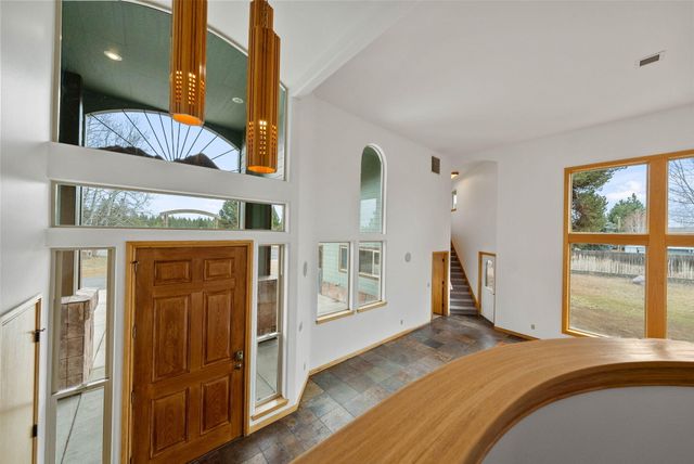 52975 Riverview Drive, La Pine, OR 97739