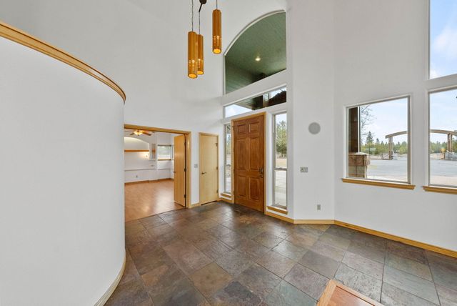 52975 Riverview Drive, La Pine, OR 97739