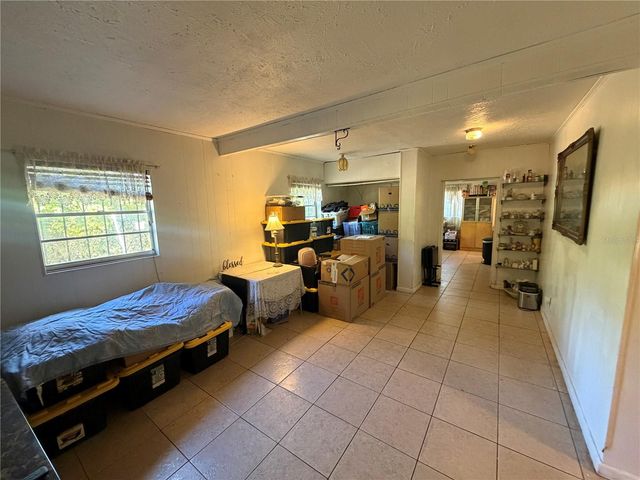 2010 E CHELSEA STREET, Tampa, FL 33610