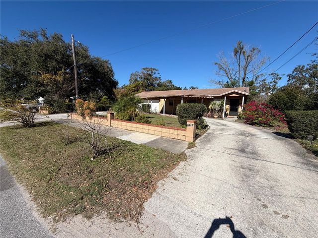 2010 E CHELSEA STREET, Tampa, FL 33610