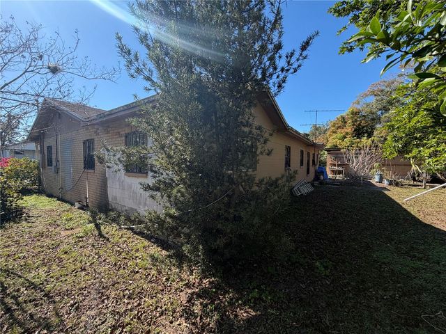 2010 E CHELSEA STREET, Tampa, FL 33610