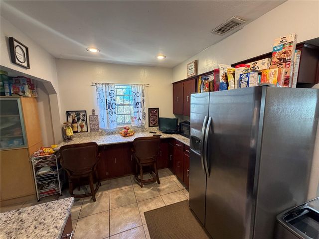 2010 E CHELSEA STREET, Tampa, FL 33610