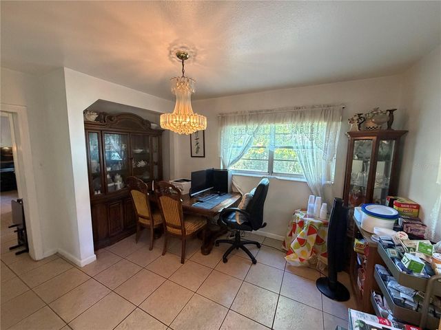 2010 E CHELSEA STREET, Tampa, FL 33610