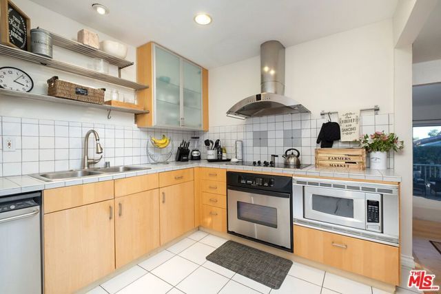 28240 REY DE COPAS Lane, Malibu, CA 90265