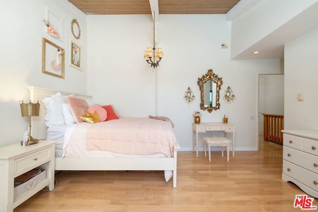 28240 REY DE COPAS Lane, Malibu, CA 90265