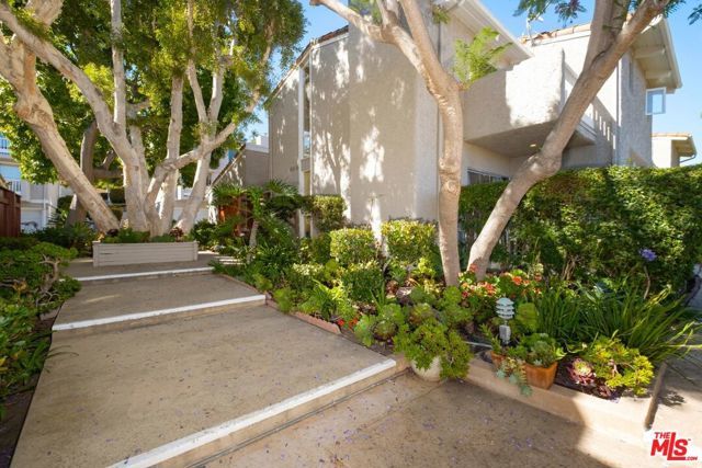 28240 REY DE COPAS Lane, Malibu, CA 90265