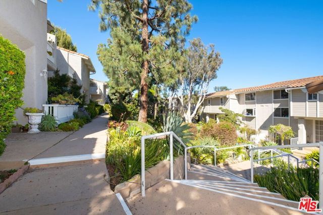 28240 REY DE COPAS Lane, Malibu, CA 90265