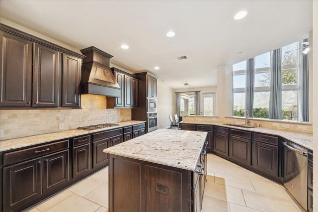 3922 Pebble Heights Lane, Sugar Land, TX 77479