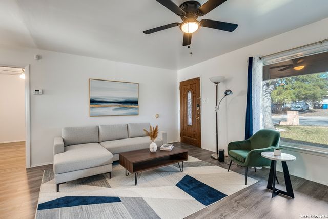 4714 Newcome Dr., San Antonio, TX 78229