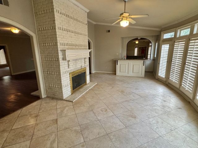 381 RIVEREDGE DR W, Memphis, TN 38018