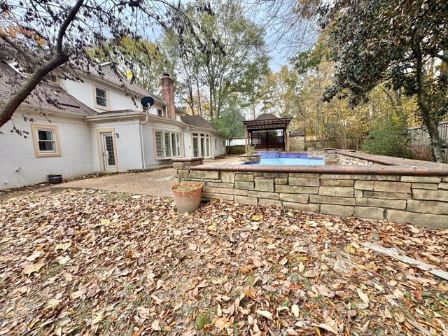 381 RIVEREDGE DR W, Memphis, TN 38018