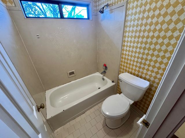 381 RIVEREDGE DR W, Memphis, TN 38018