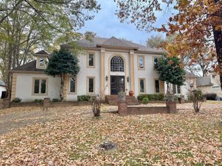 381 RIVEREDGE DR W, Memphis, TN 38018