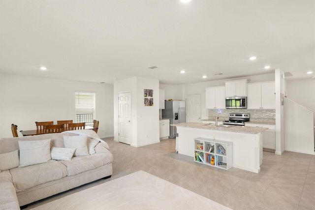 10764 SW Vasari Way, Port St. Lucie, FL 34987