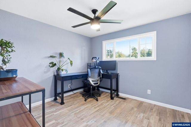 797 Apple Blossom Av NE, Keizer, OR 97303