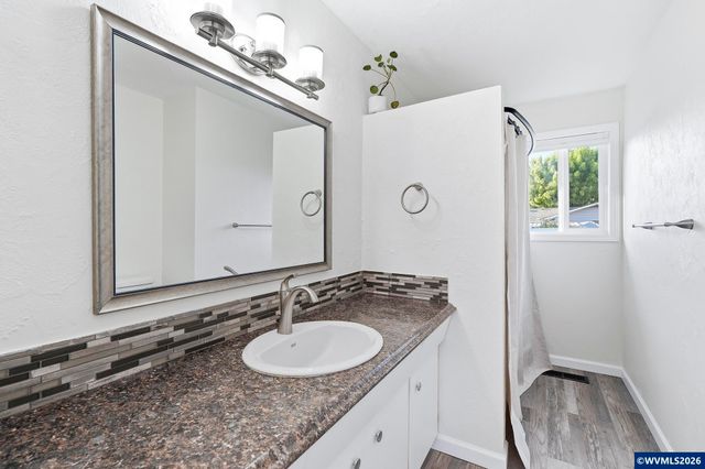 797 Apple Blossom Av NE, Keizer, OR 97303