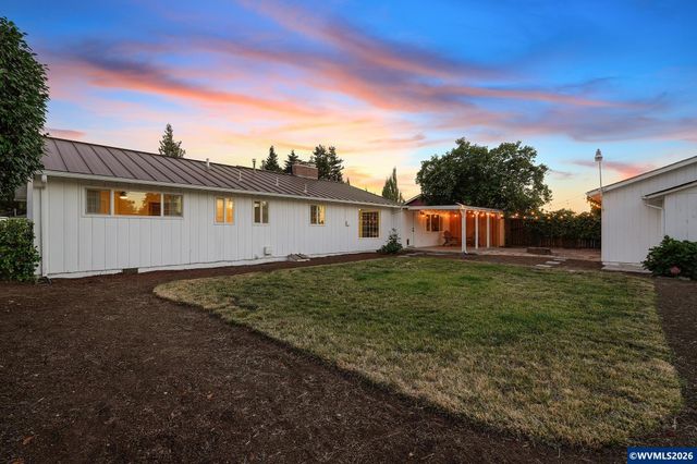 797 Apple Blossom Av NE, Keizer, OR 97303