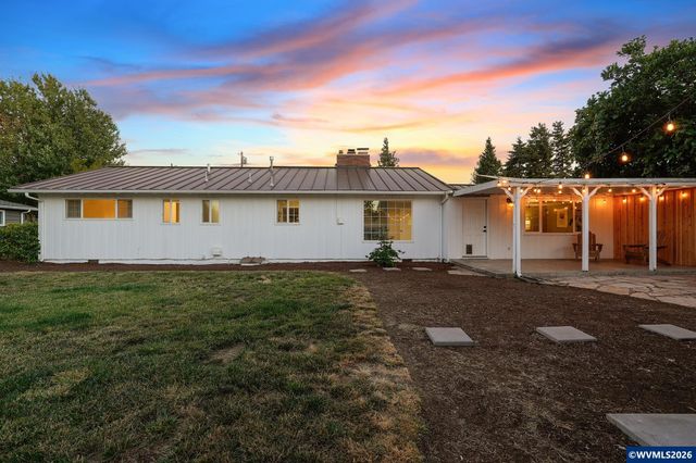 797 Apple Blossom Av NE, Keizer, OR 97303