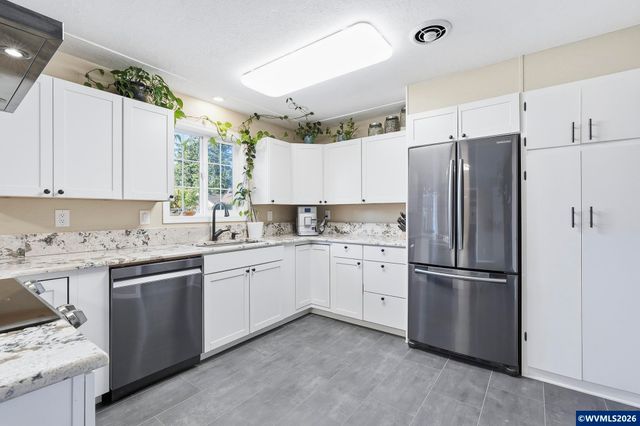 797 Apple Blossom Av NE, Keizer, OR 97303