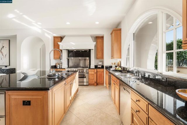 5316 Cypress Hawk Ct, San Ramon, CA 94582