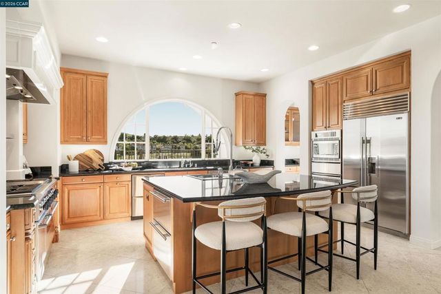 5316 Cypress Hawk Ct, San Ramon, CA 94582