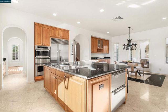 5316 Cypress Hawk Ct, San Ramon, CA 94582